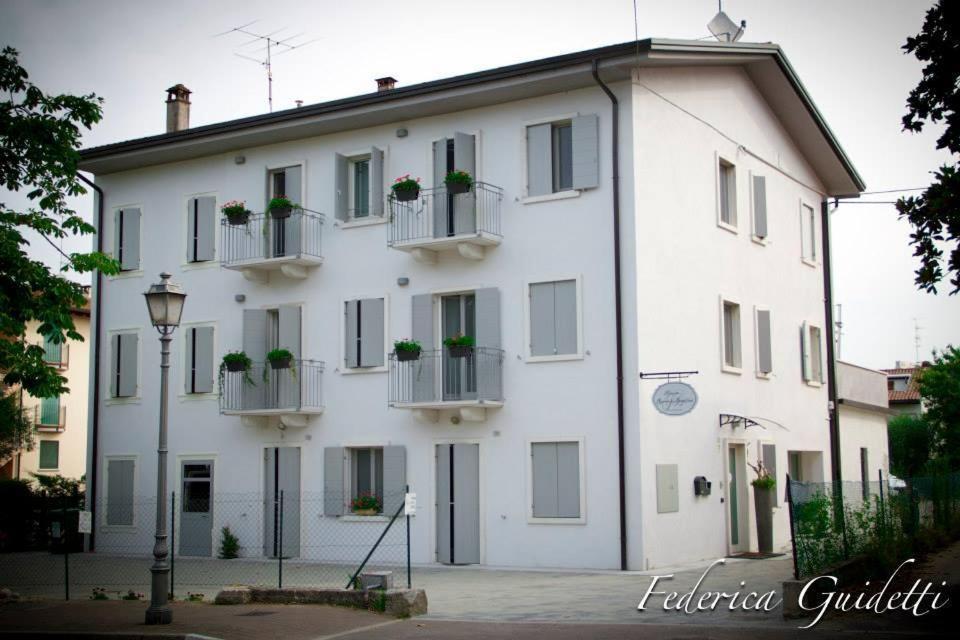Rooms Il Punto Peschiera del Garda Extérieur photo